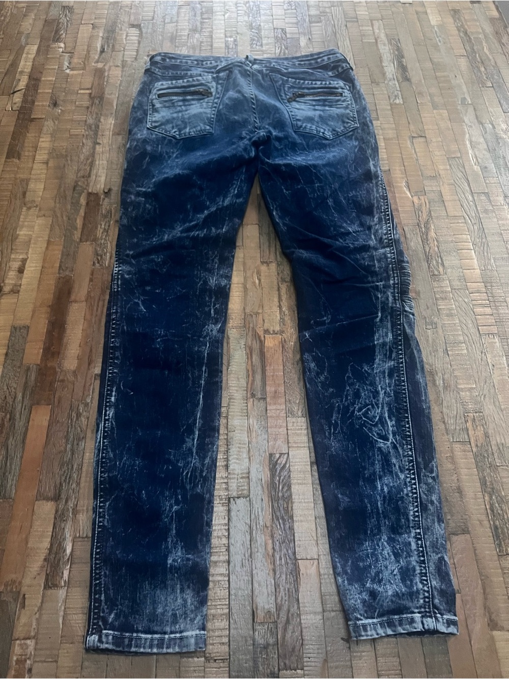 Robins Jeans Moto Distressed Washed Black Jeans - Picture 2 of 3